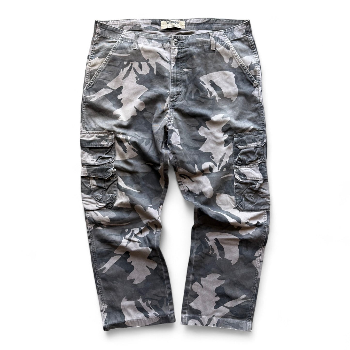 00's Wrangler Camo Pants