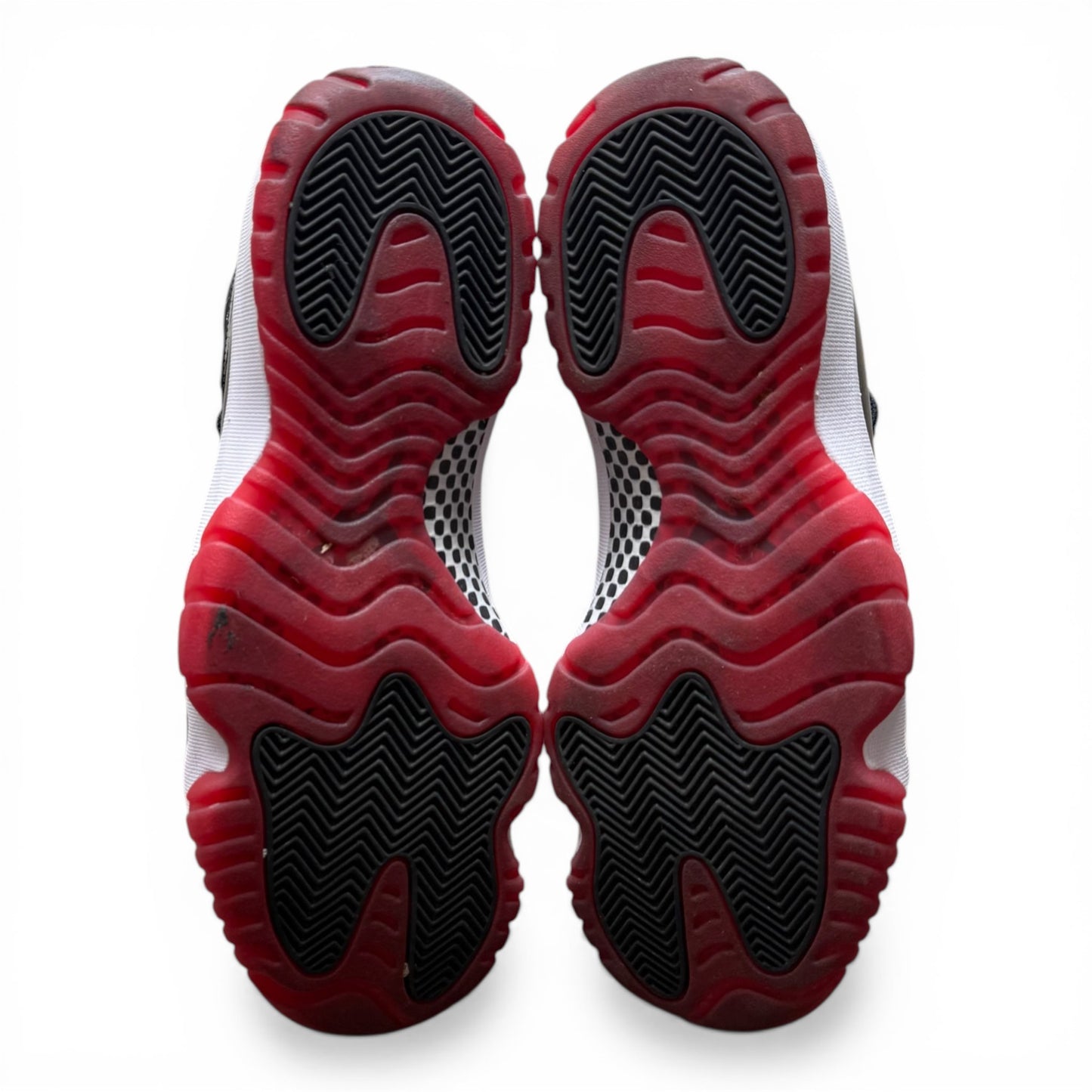 Jordan 11 Retro Playoffs Bred (2019)