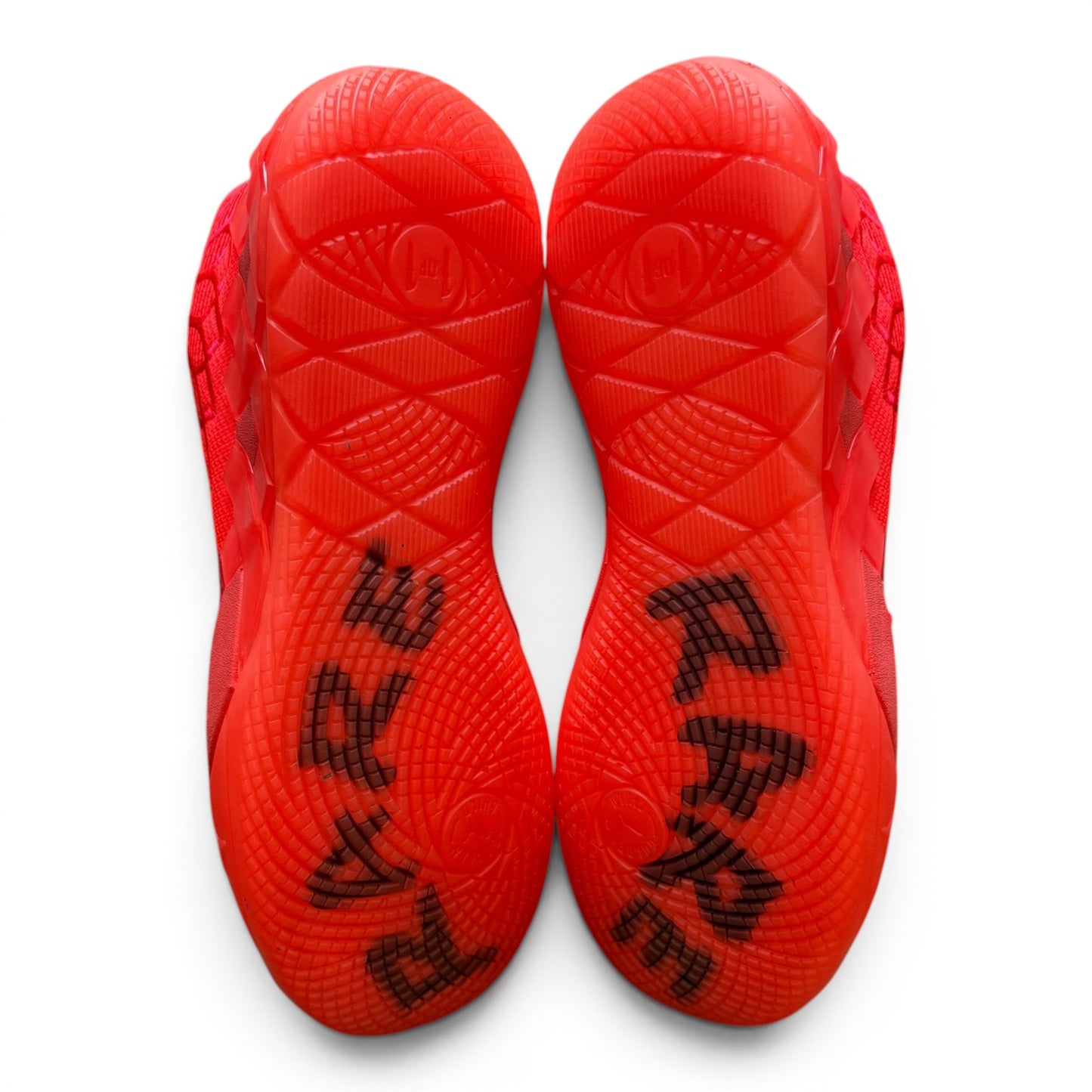 Puma Lamelo MB.01 Red Blast