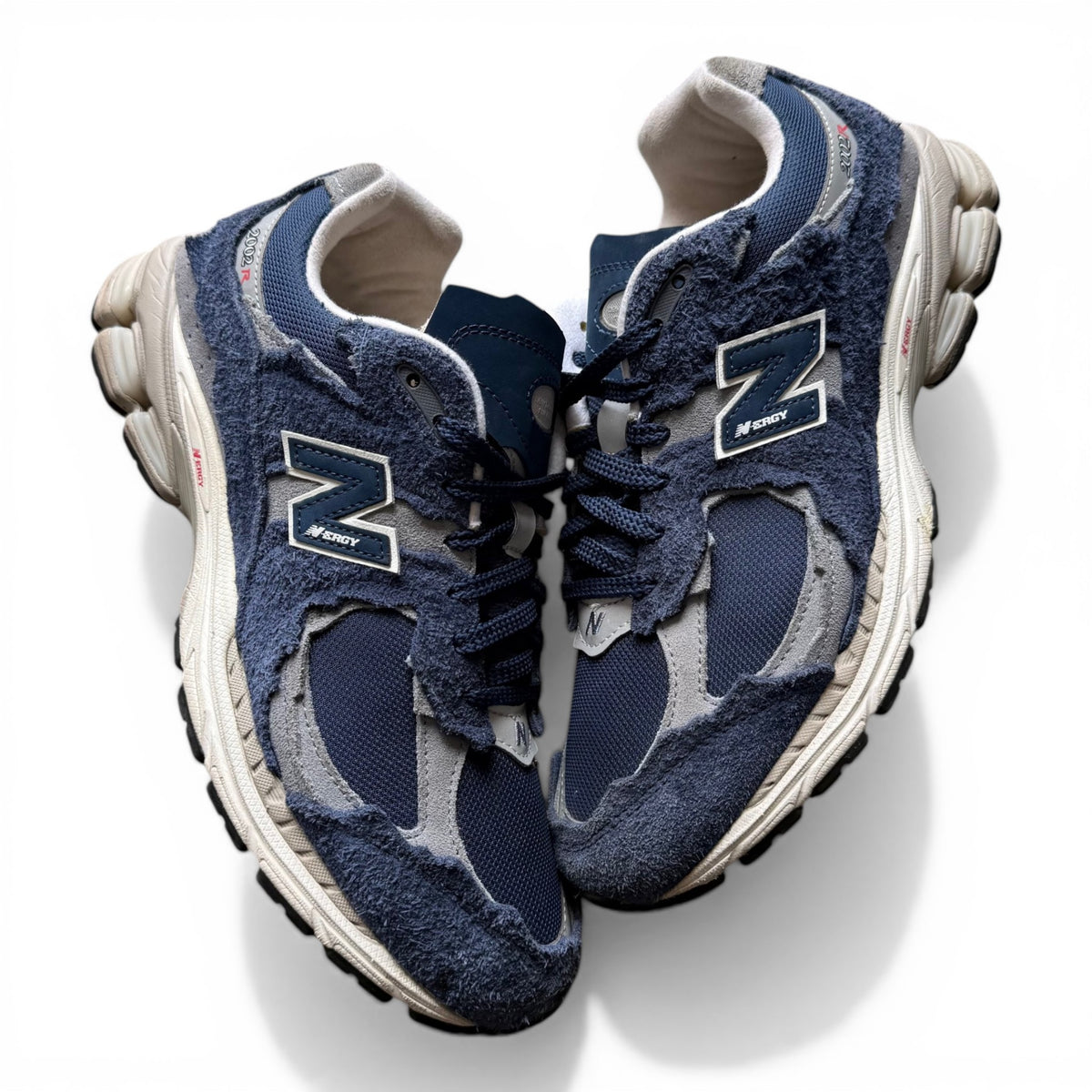 New Balance 2002R Protection Pack Navy – Research Vintage