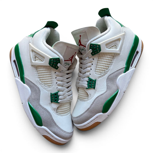 Jordan 4 Retro SB Pine Green