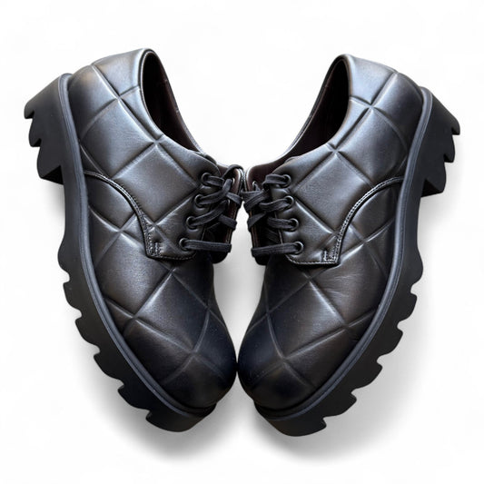 Bottega Veneta Grid Lace Up Derby