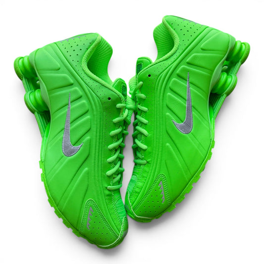 Nike Shox R4 Green Strike