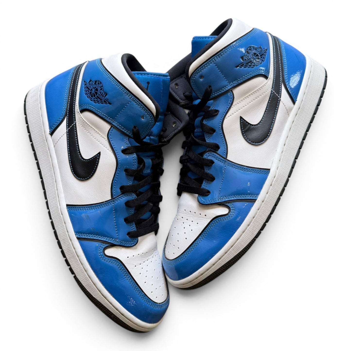 Jordan 1 Mid Signal Blue
