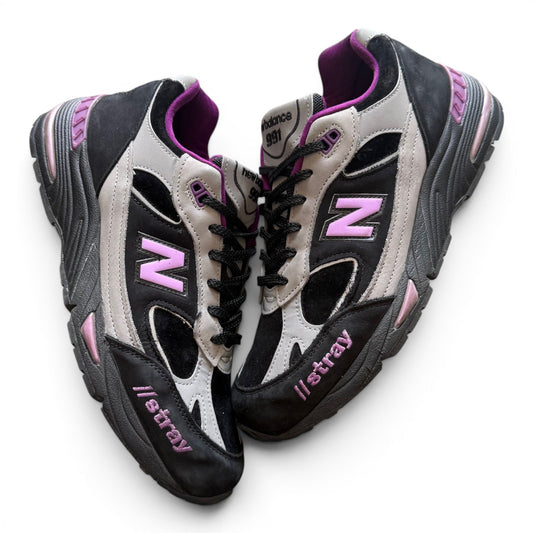 New Balance 991 Stray Rats Black