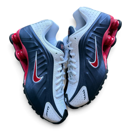 Nike Shox R4 USA (2025)
