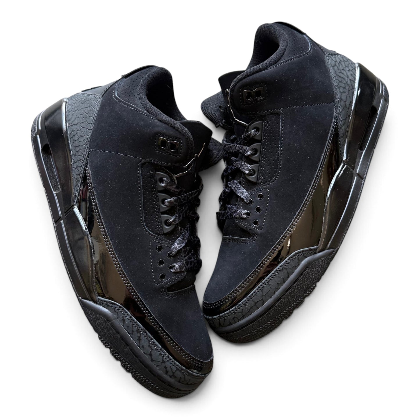 Jordan 3 Retro Black Cat (2025)