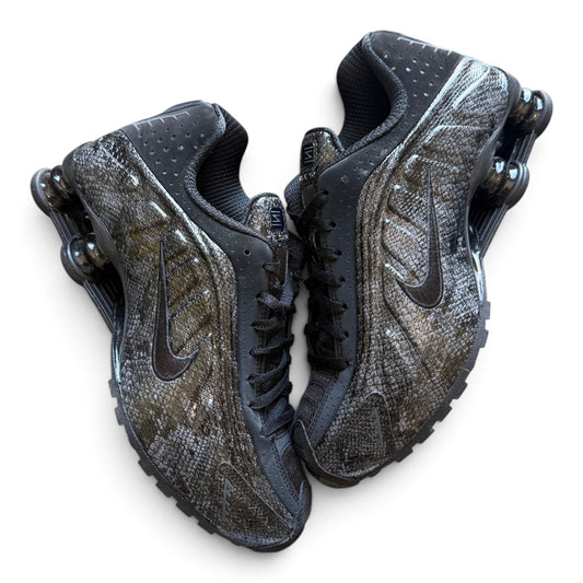 Nike Shox R4 Black Snakeskin (Women's)