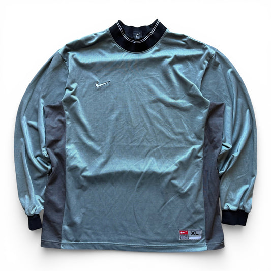 00's Nike L/S Shirt
