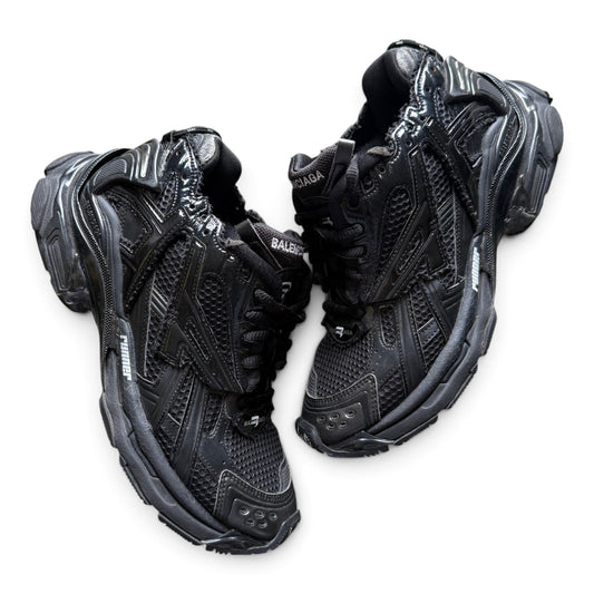 Balenciaga Runner Black
