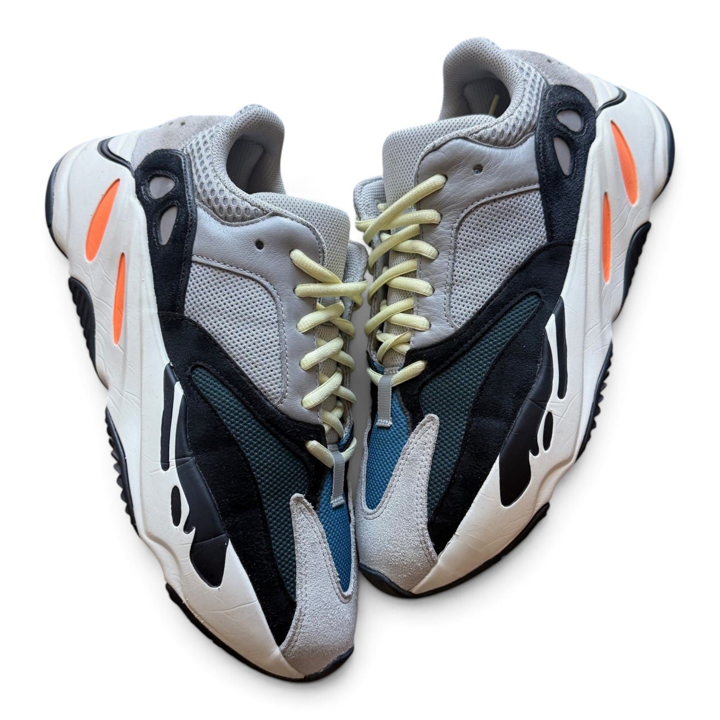 Adidas Yeezy 700 Waverunner